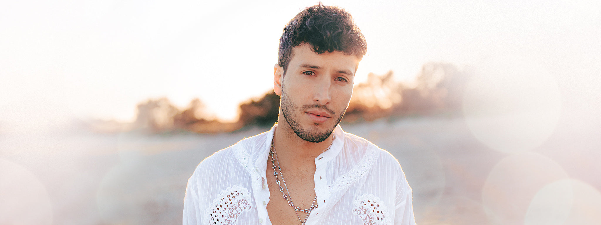 Sebastián Yatra - Universal Music Latin Official Store